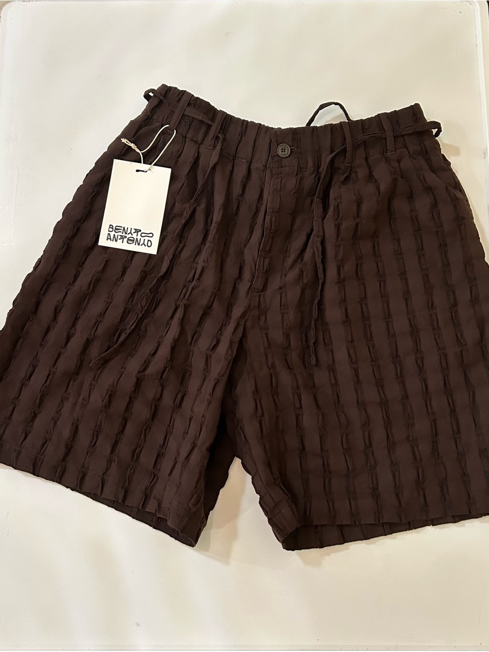 Brand new never worn Benito Antonio Zara collection textured brown shorts